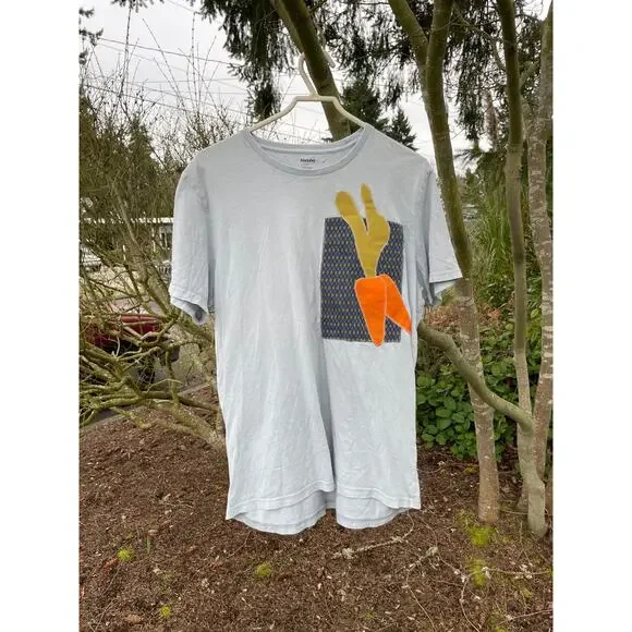 Large Upcycled Carrot Shirt - Picture 4 of 6